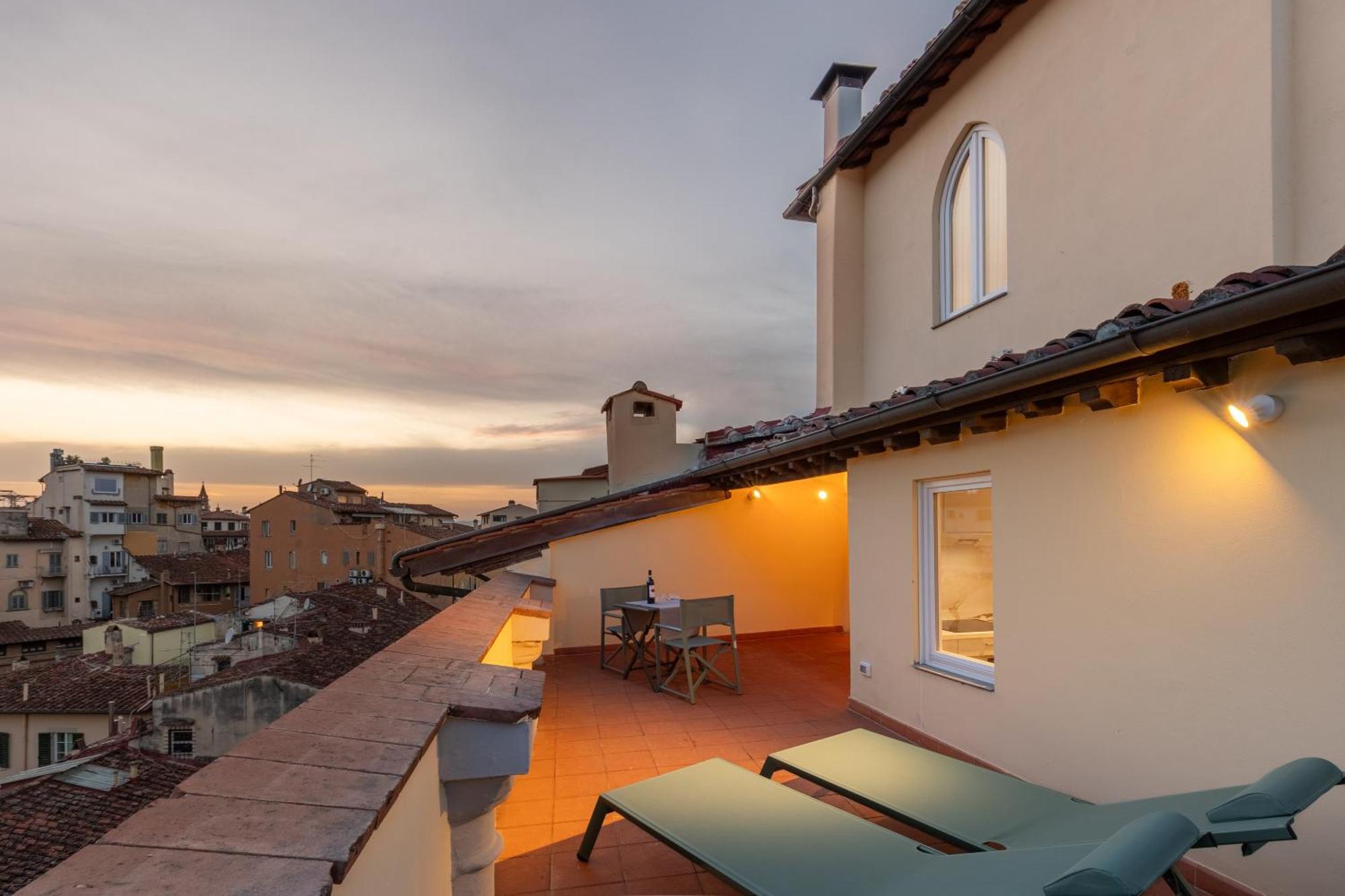 Algila Luxury Torrigiani Apartments Florence Exterior photo