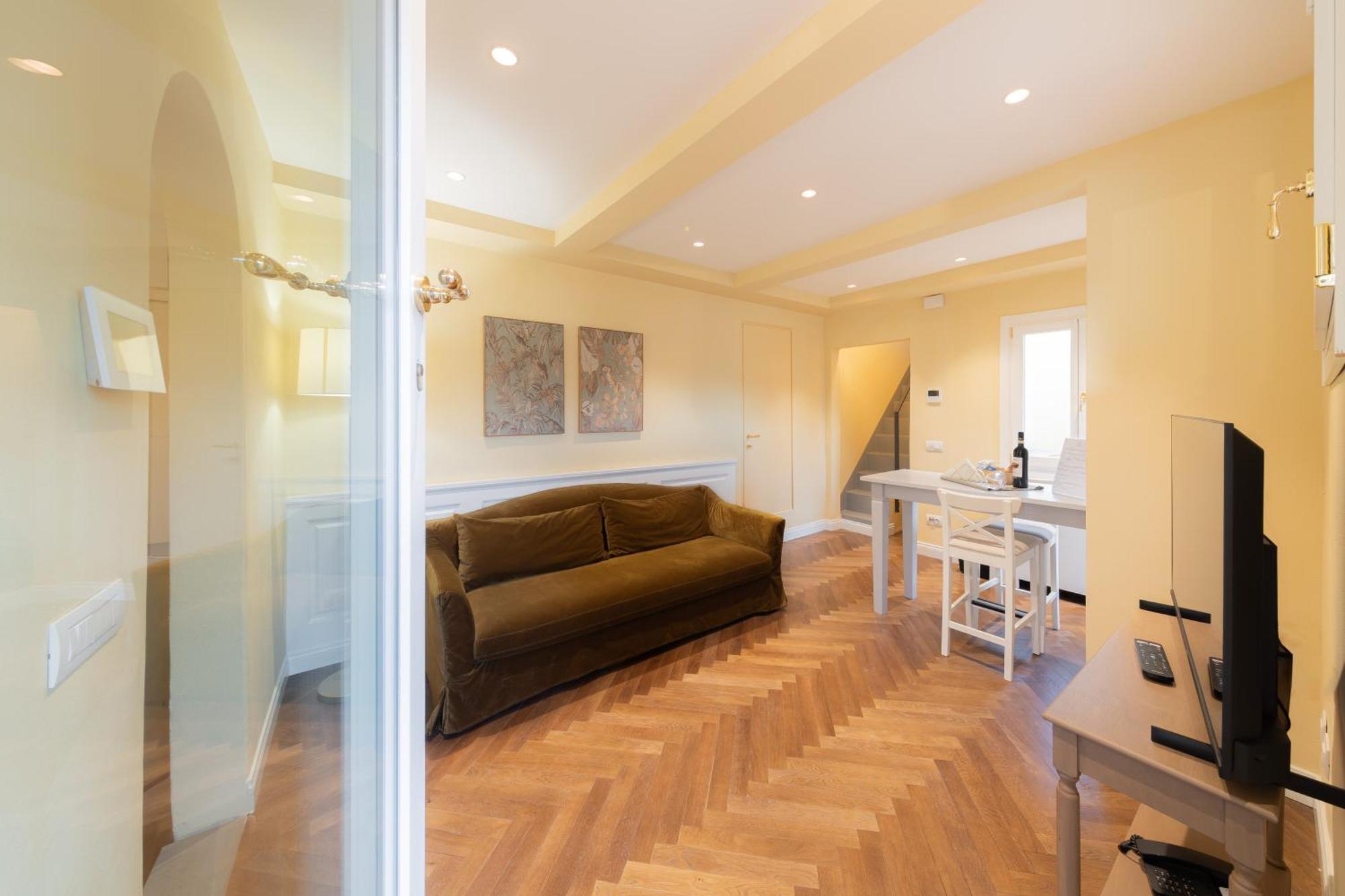 Algila Luxury Torrigiani Apartments Florence Exterior photo
